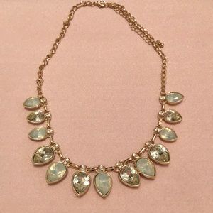 Gorgeous teardrop necklace 💙